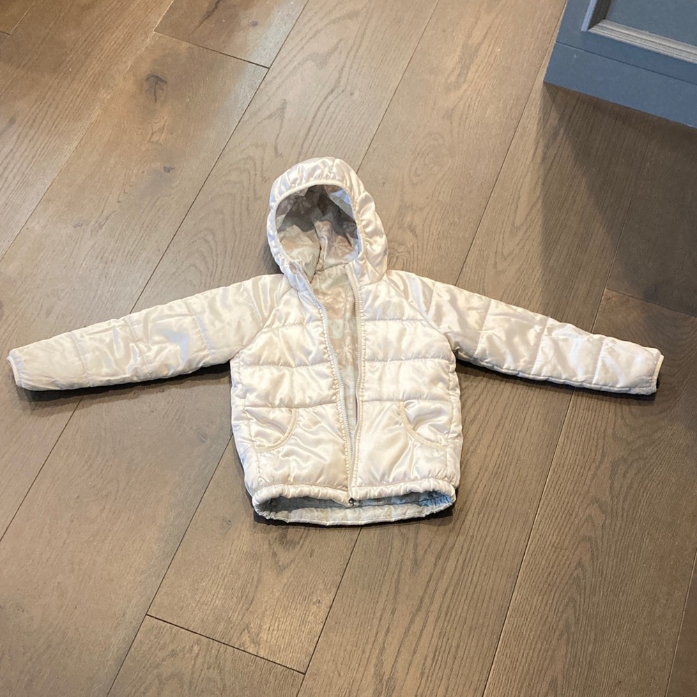 The North Face 5T Reversible, Cream Puffer Jacket
